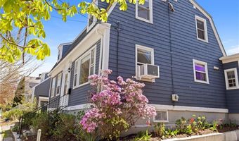 92 Franklin St, Bristol, RI 02809