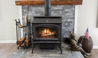 682 Latigo Ln, Bigfork, MT 59911