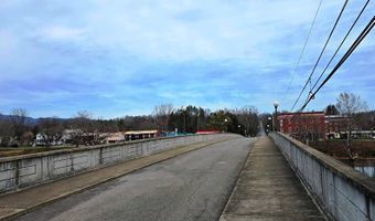342 S. Monroe St, Alderson, WV 24910