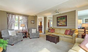 32 Chapin Rd, Barrington, RI 02806