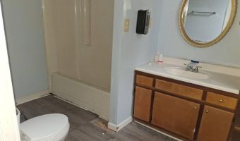 307 N Lee St, Bishopville, SC 29010