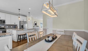 210 Longview Dr, Bayville, NJ 08721