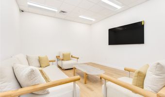 1515 Liona St 308, Honolulu, HI 96814