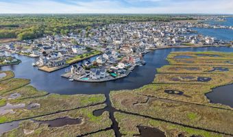 265 Cypress Dr, Bayville, NJ 08721