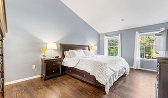 14 Brittany Dr, Bayville, NJ 08721