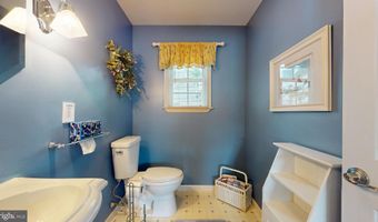 38 WARD Ave, Audubon, NJ 08106