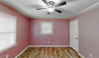 5802 MENDENHALL Rd, Archdale, NC 27263