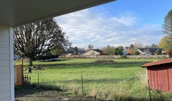 300 N JELLISON St, Amity, OR 97101