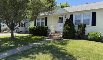 30 Aceto St, Branford, CT 06405