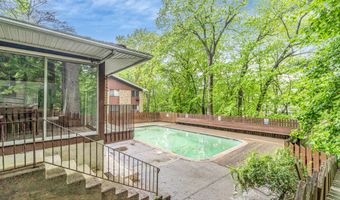 173 Kennedy Dr 173, Bridgeport, CT 06606