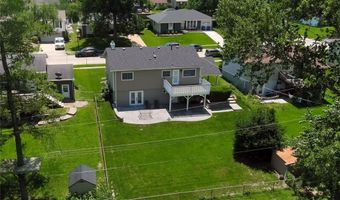 407 Palermo Dr, Ballwin, MO 63021