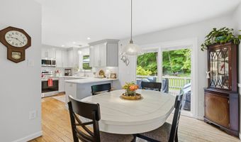 32 Whippoorwill Rd, Bethel, CT 06801