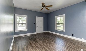 317 NE 9th St, Abilene, KS 67410