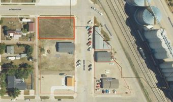 302 3rd St W, Bottineau, ND 58318