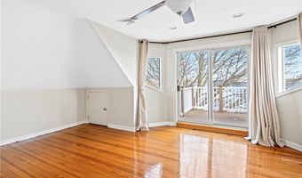 22 Hudson Pl 2, Cranston, RI 02905