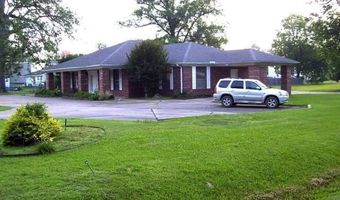 170 S 4th St, Ashdown, AR 71822