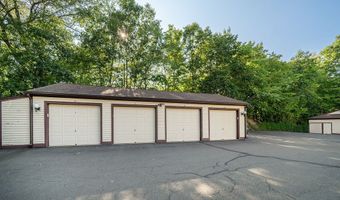 81 Main St 20B, Branford, CT 06405