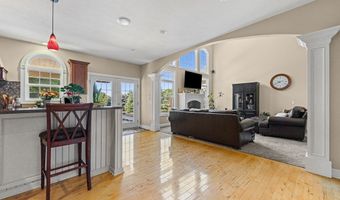 2820 Ashwood Dr, Alliance, OH 44601