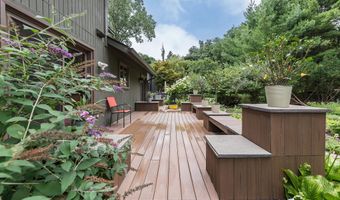 2765 Gladstone Ave, Ann Arbor, MI 48104