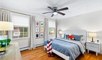 14 Sheri Dr, Coventry, RI 02816