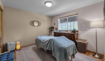 163 SE Dorrie Ct, Bend, OR 97702