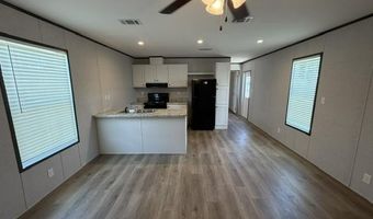 90 Tower Manor Cir E 90, Auburndale, FL 33823