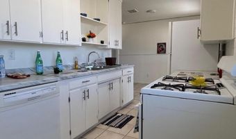 1104 E YUCCA St, Casa Grande, AZ 85122