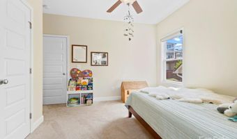 18 Greenwood Fields Dr, Asheville, NC 28804
