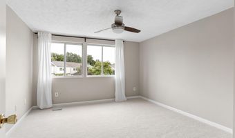 6033 HYDRANGEA Dr, Alexandria, VA 22310