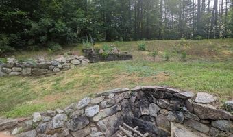 72 Tabor Cir, Albany, NH 03818