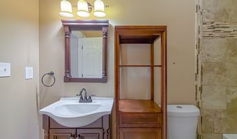 2113 Backlake Cir, Bainbridge, GA 39819