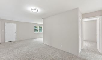 1203 Superior Dr, Auburn, IN 46706
