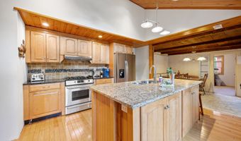79 Wangumbaug Dr, Coventry, CT 06238