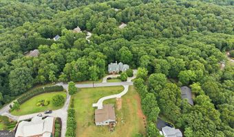 355 Smoke Rise Dr, Baldwin, GA 30511