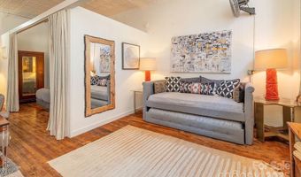 33 Carolina Ln, Asheville, NC 28801