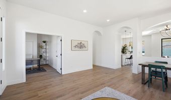 5341 W CHICAGO St, Chandler, AZ 85226