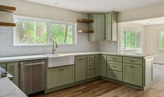 3115 Apache Rd, Arnold, CA 95223