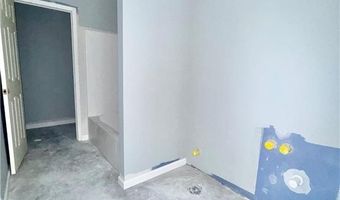 364 Oak St, Austin, IN 47102