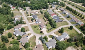 3021 Pinewood Ln NE, Alexandria, MN 56308