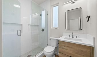 2501 Davis Ave, Carlsbad, CA 92008