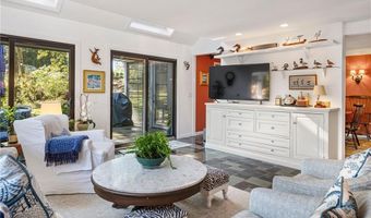 140 Connection St, Newport, RI 02840