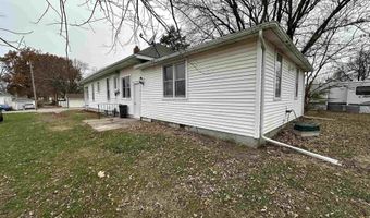 420 S 3rd St, Albia, IA 52531