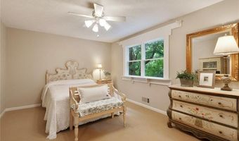 130 Cains Cove Dr, Alpharetta, GA 30009