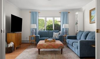 112 Pine Glen Dr C-2, East Greenwich, RI 02818