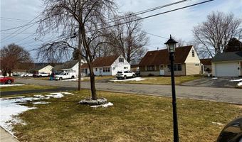 427 Van Roen Rd, Utica, NY 13502