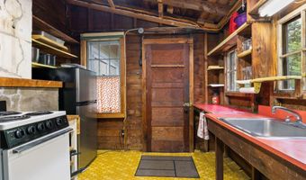 17 Hayes Rd, Acton, ME 04001