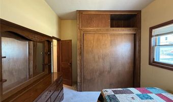 128 S Munsterman St, Appleton, MN 56208