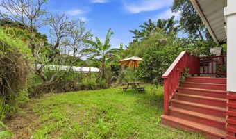 66-409 Paalaa Rd B, Haleiwa, HI 96712