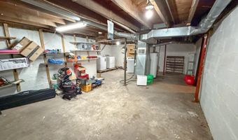 1325 EDISON St, Antigo, WI 54409