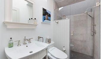 9 Anthony St, Newport, RI 02840